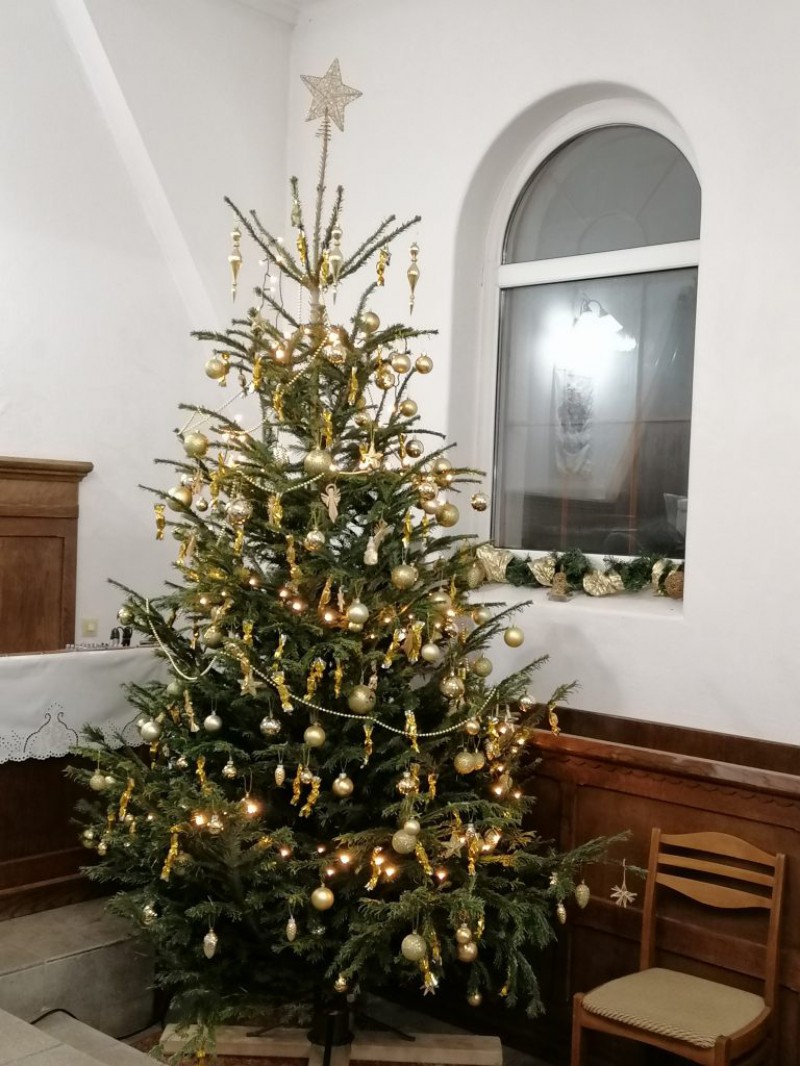 Istentiszteleteink rendje 2019.dec.18-2020.jan. 5. között Istentiszteleteink rendje 2019.dec.18-2020.jan. 5. között